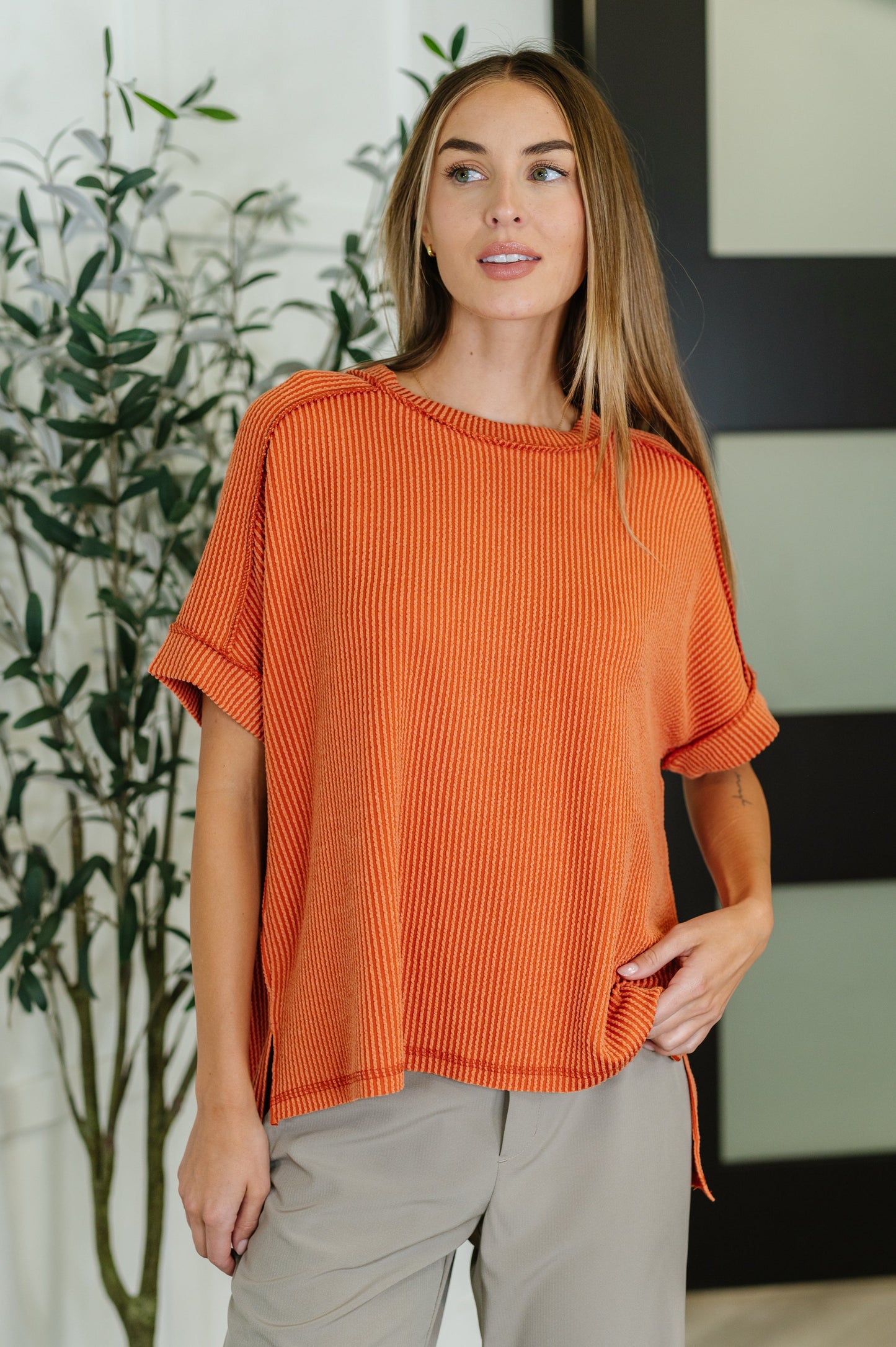 Top de punto acanalado Catch Me Loungin' en naranja quemado