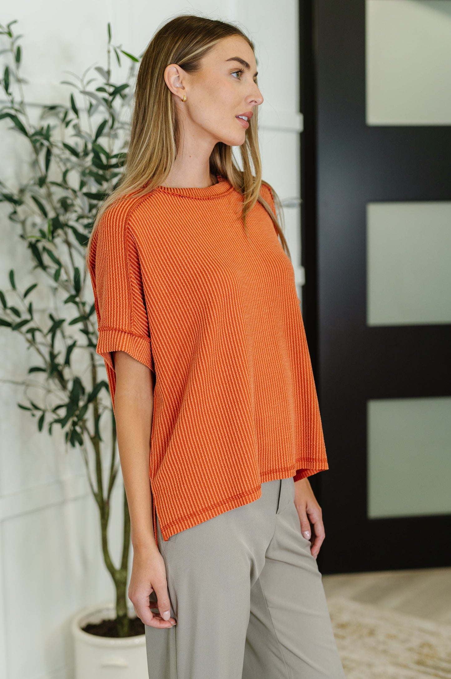 Top de punto acanalado Catch Me Loungin' en naranja quemado