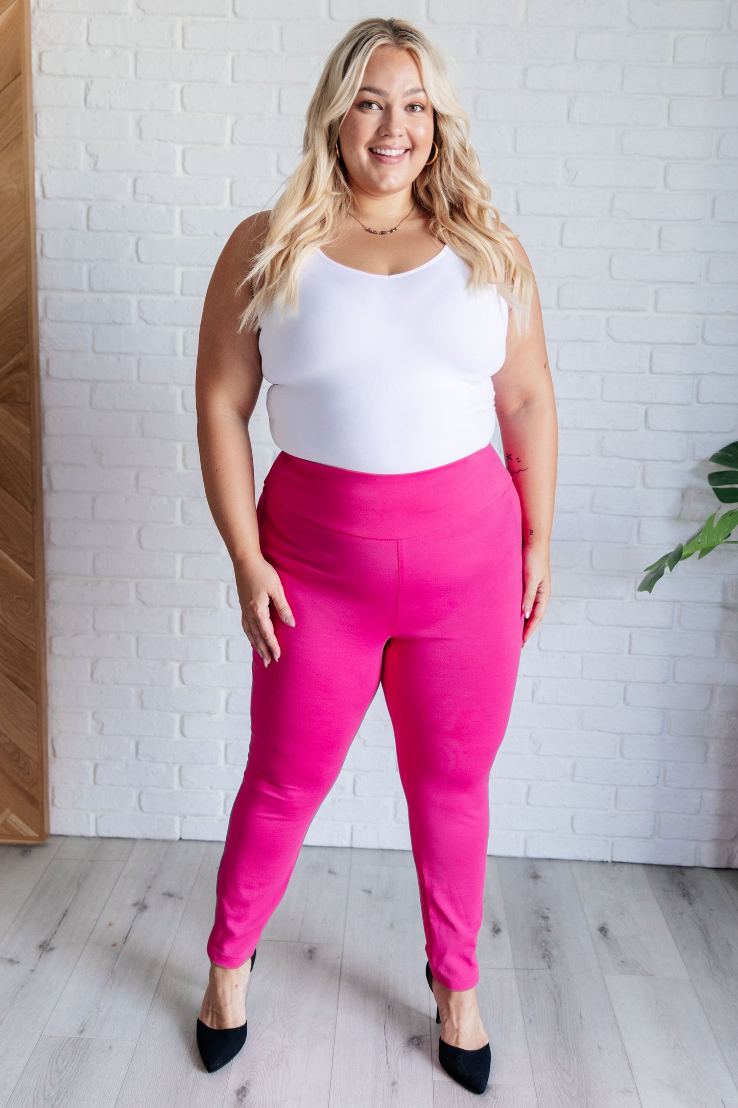 Pantalones Magic Skinny de 28" en rosa intenso