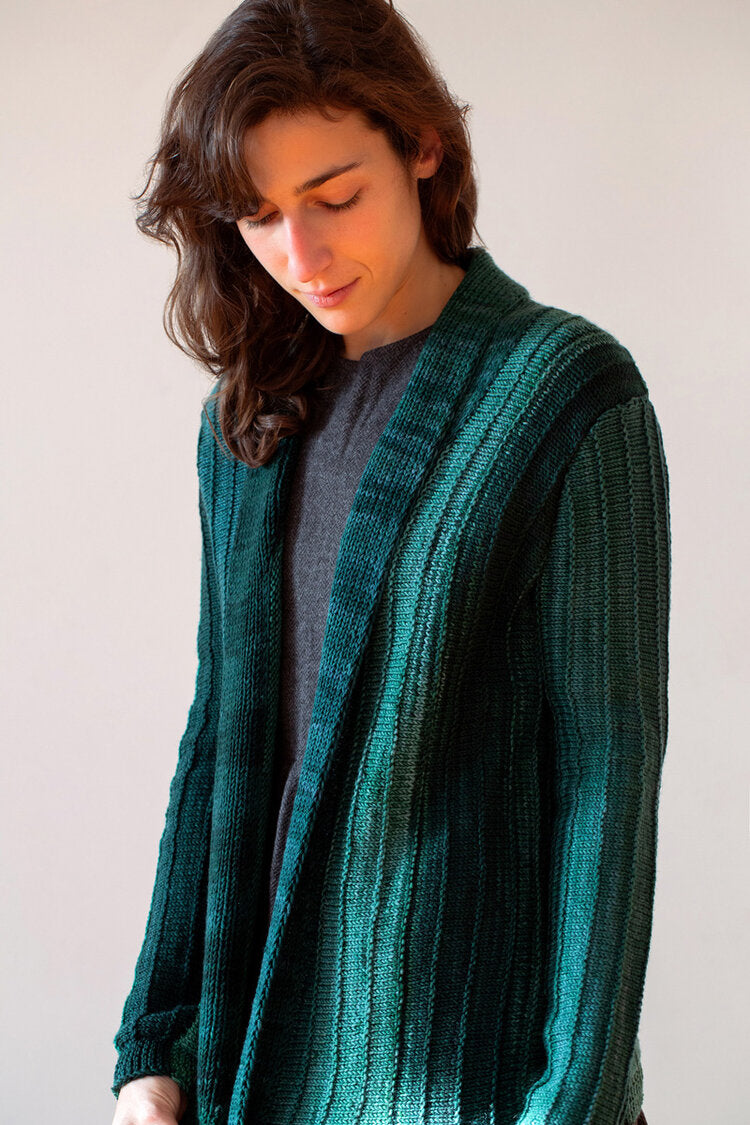 Urth Yarns Monokrom DK