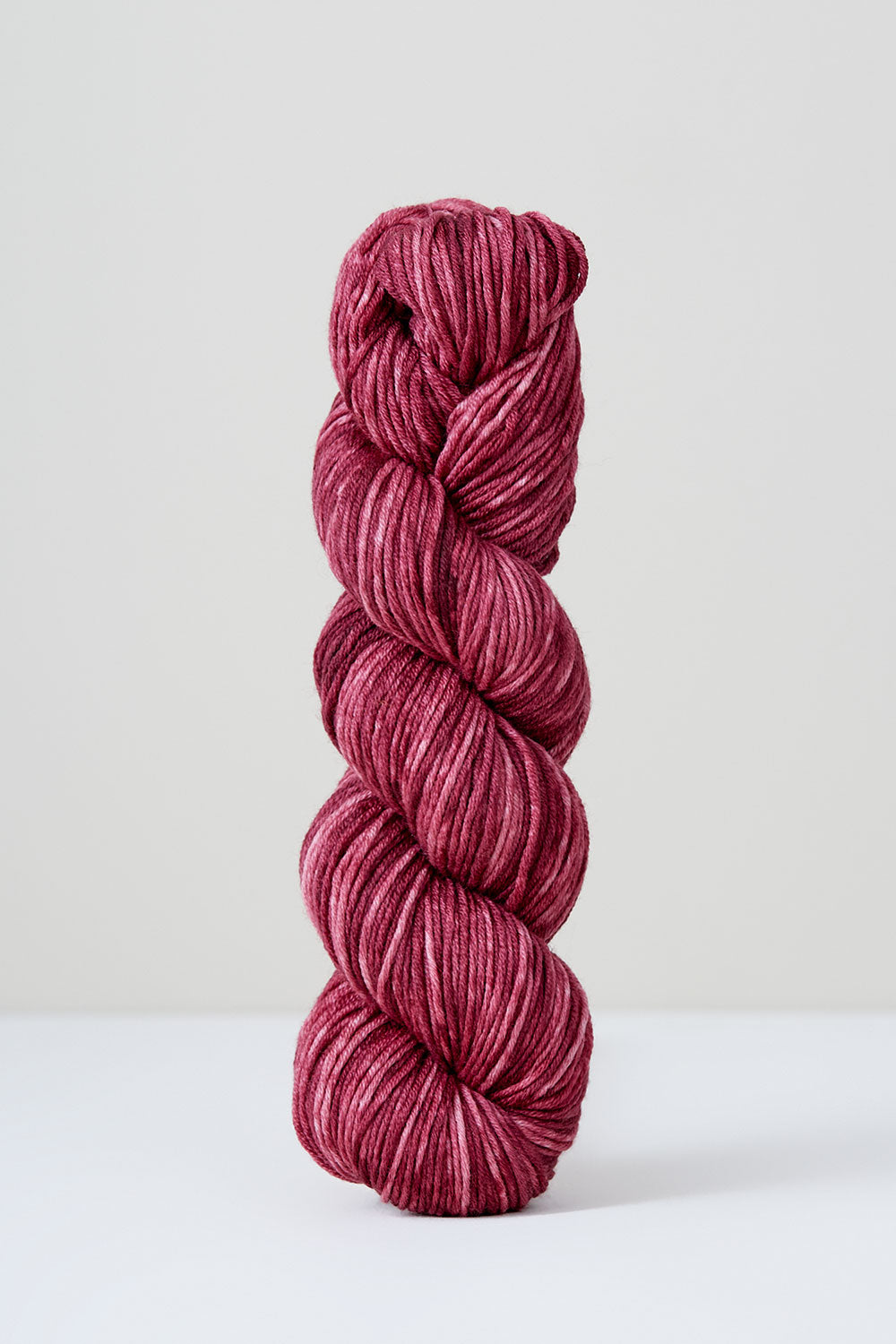 Cobblestone Shawl Kit in Urth Monokrom Worsted