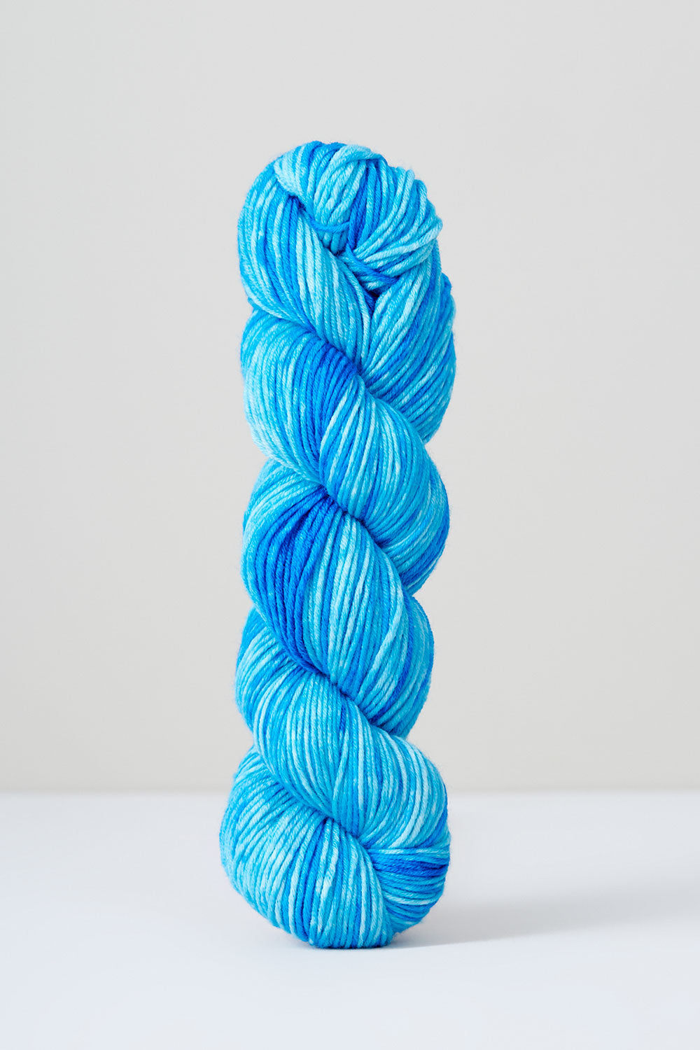 Urth Yarns Monokrom Worsted