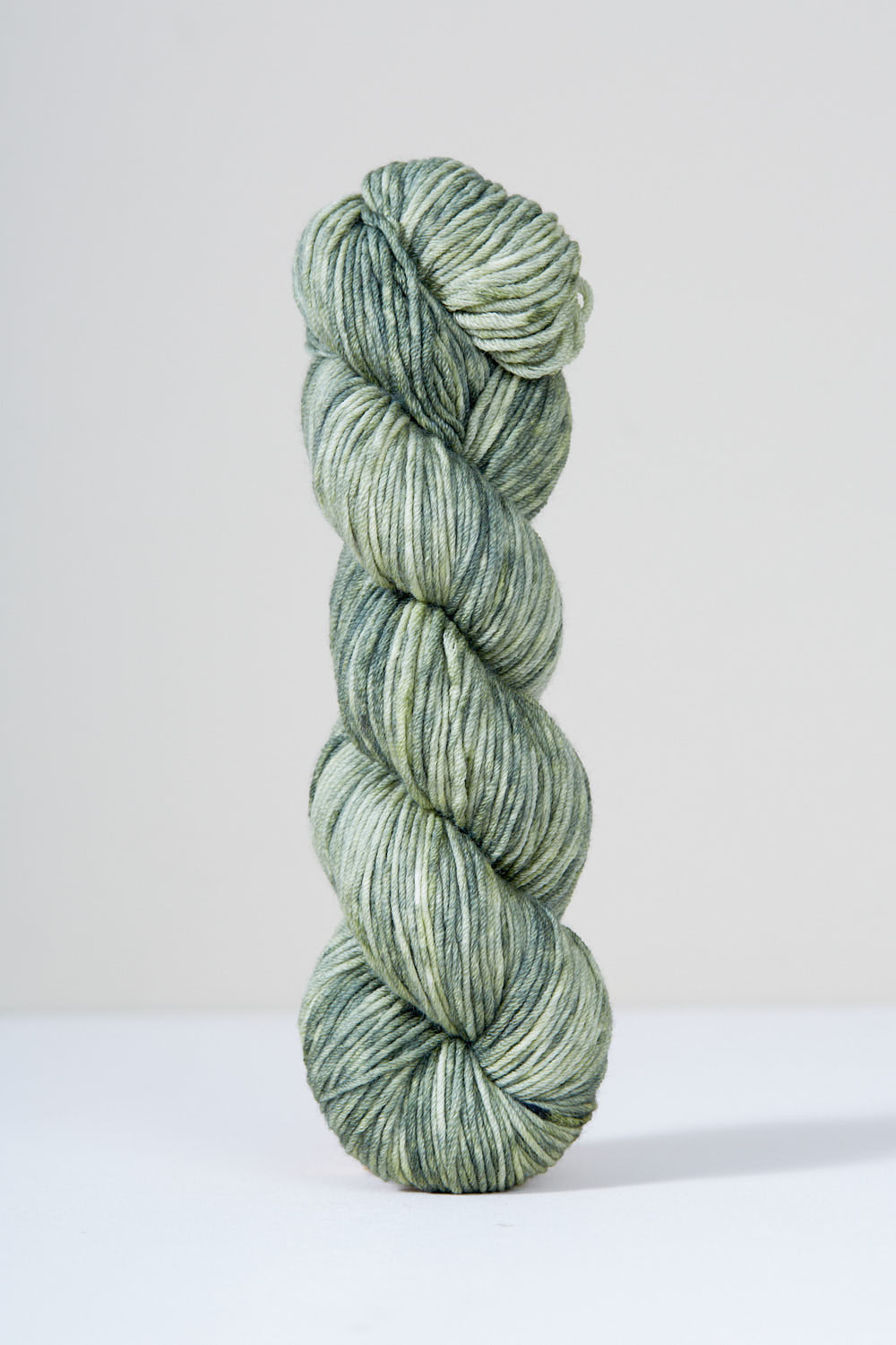 Cobblestone Shawl Kit in Urth Monokrom Worsted