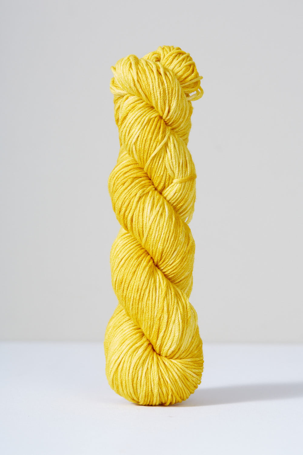 Cobblestone Shawl Kit in Urth Monokrom Worsted