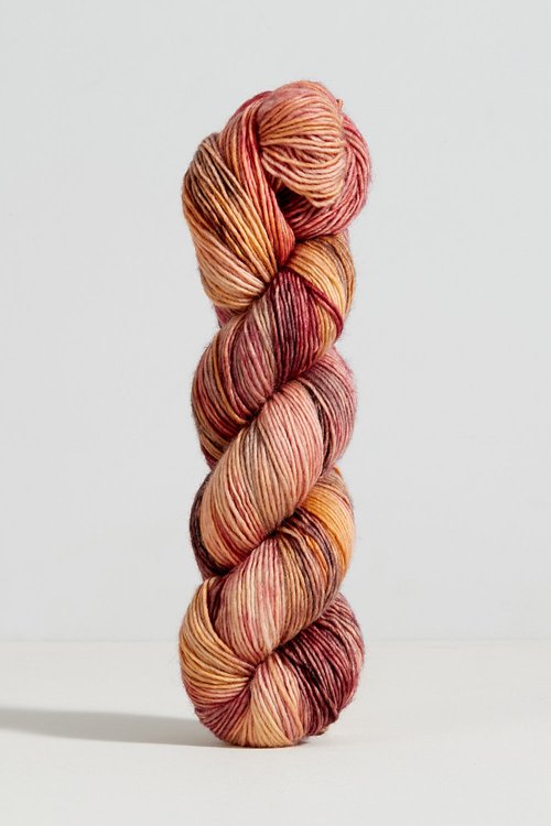 Photo of Gusto Wool Olio yarn in colour 2303