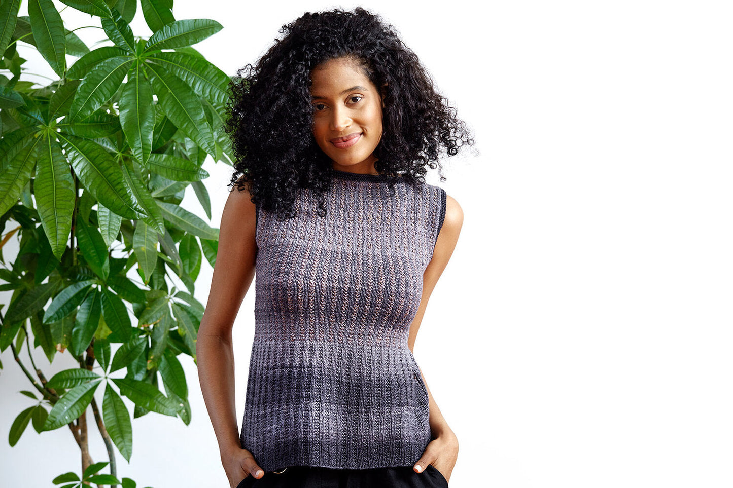 Urth Yarns Monokrom DK