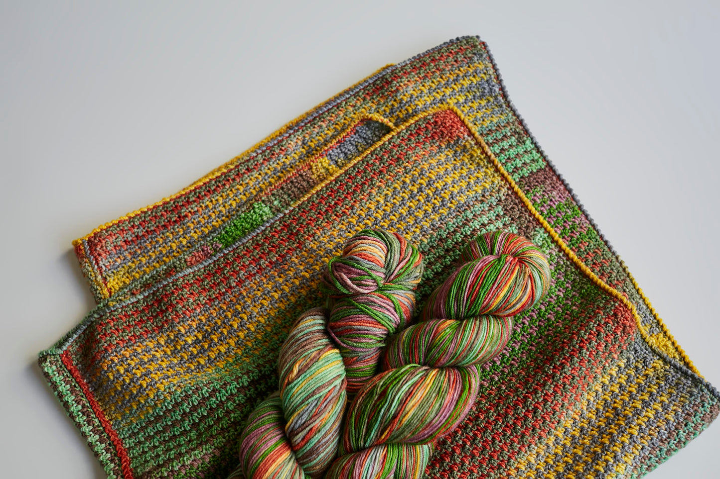 Urth Yarns Uneek Fingering