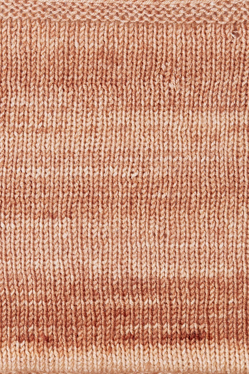 Urth Yarns Monokrom Digitación