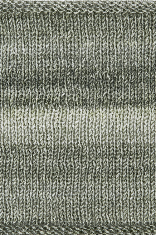 Urth Yarns Monokrom Digitación