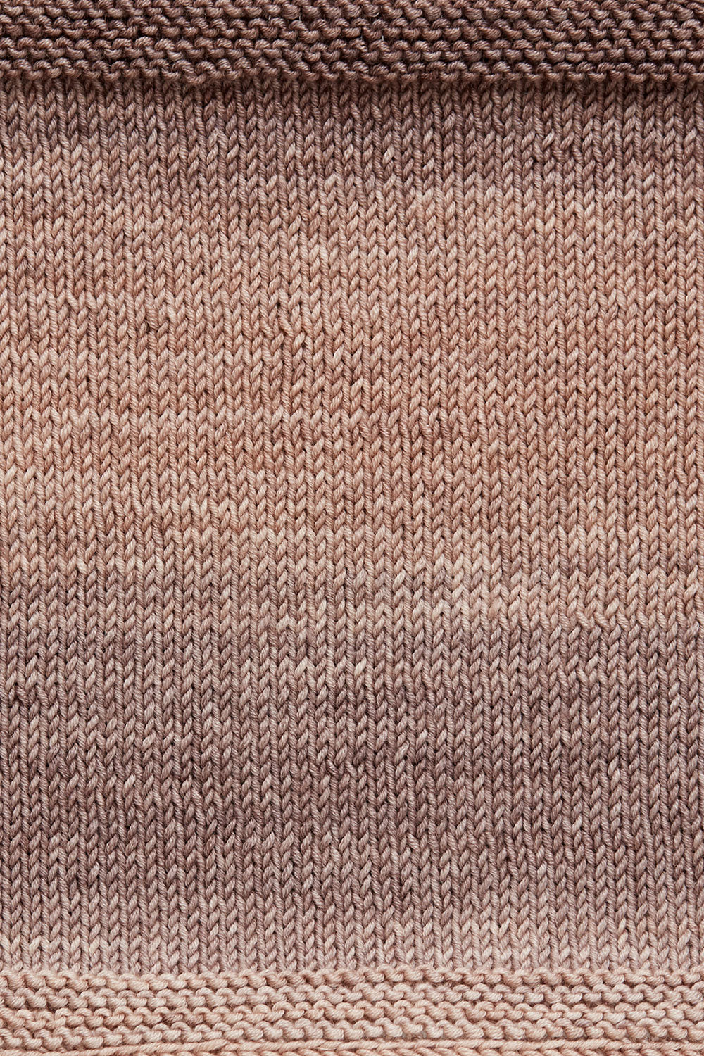 Cobblestone Shawl Kit in Urth Monokrom Worsted