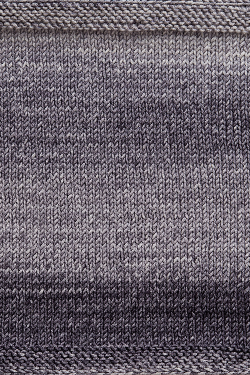 Cobblestone Shawl Kit in Urth Monokrom Worsted