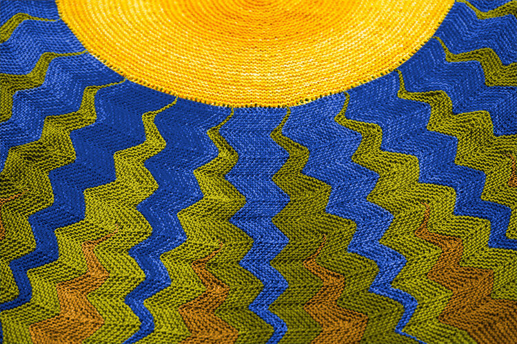 Sunshine Shawl Kit in Urth Harvest & Monokrom Fingering