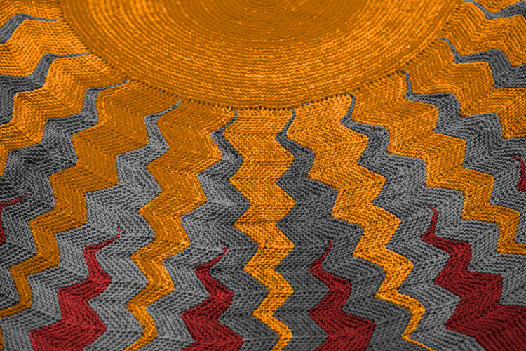 Sunshine Shawl Kit in Urth Harvest & Monokrom Fingering