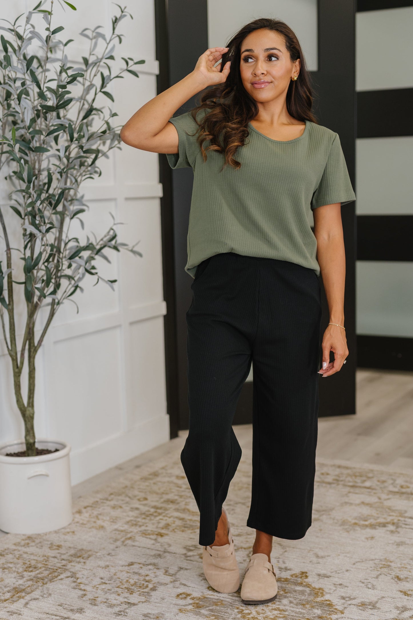 Culottes de tomillo en negro
