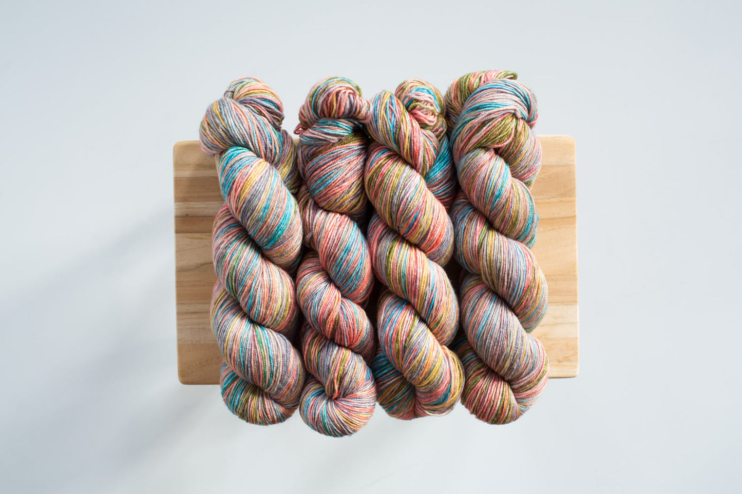 Urth Yarns Uneek Fingering