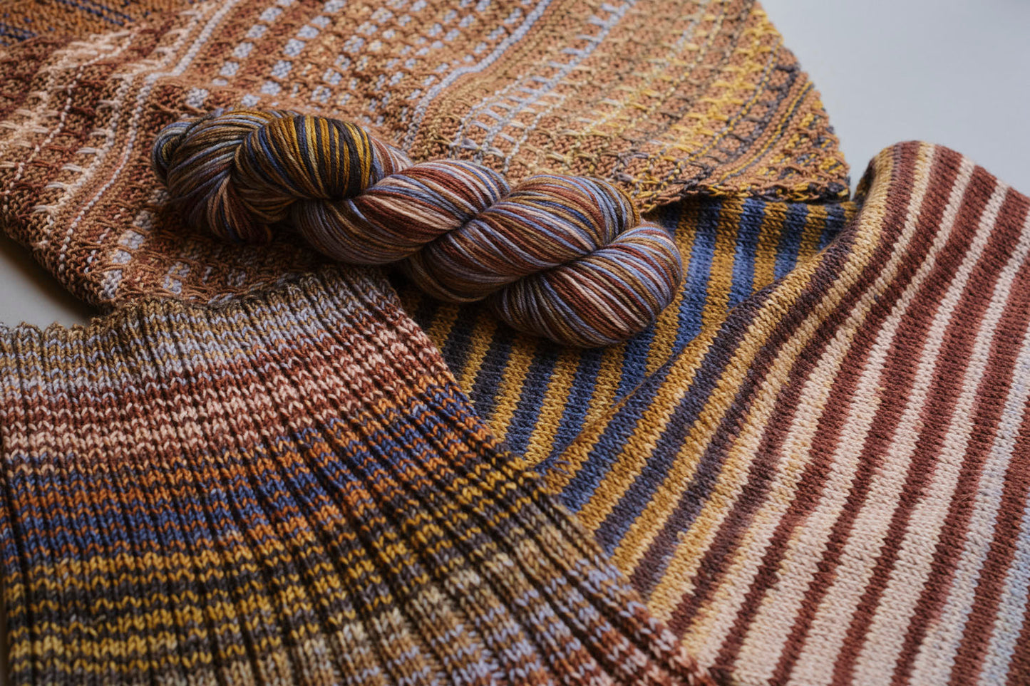 Urth Yarns Uneek Fingering
