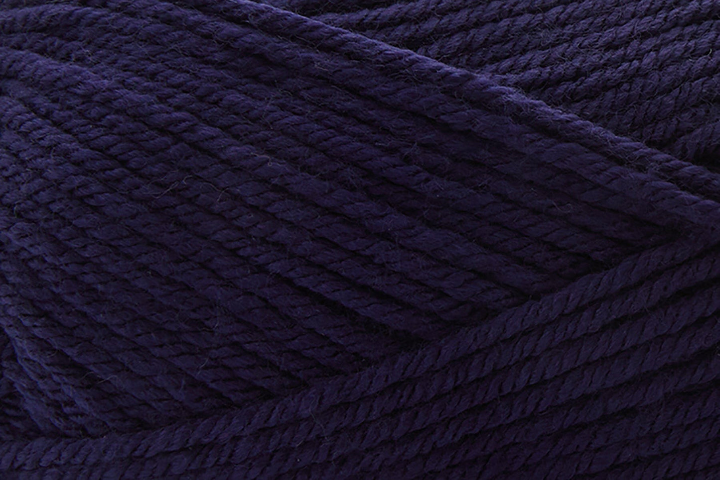 Universal Yarn Uptown Worsted in 318 - Navy Blue