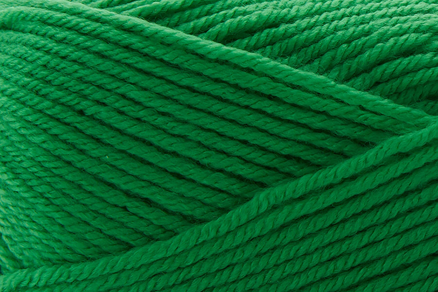 Universal Yarn Uptown Worsted in 329 - Kelly Green
