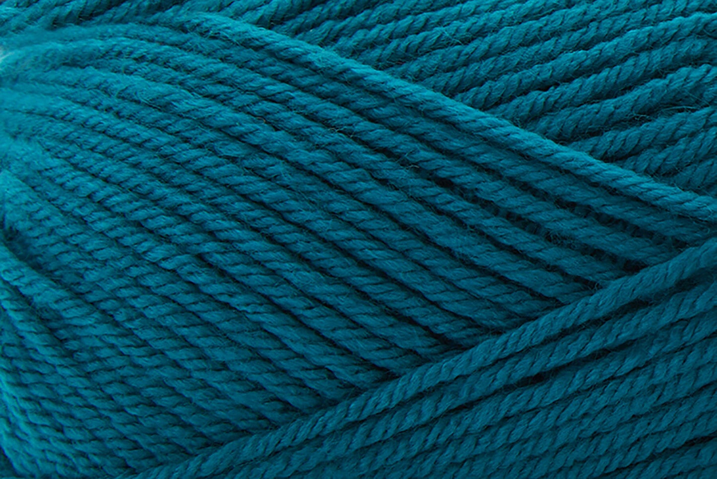 Universal Yarn Uptown Worsted in 331 - Sapphire