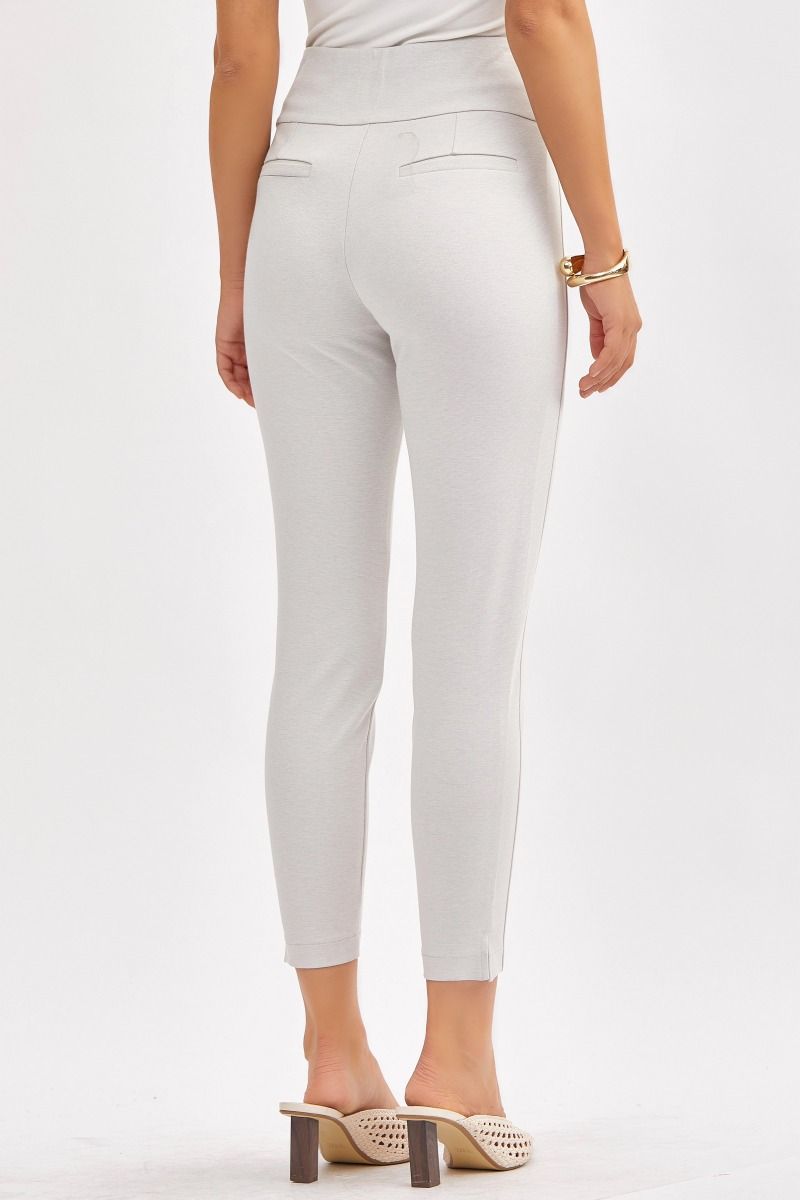 Pantalones ajustados cortos mágicos de Scarlett