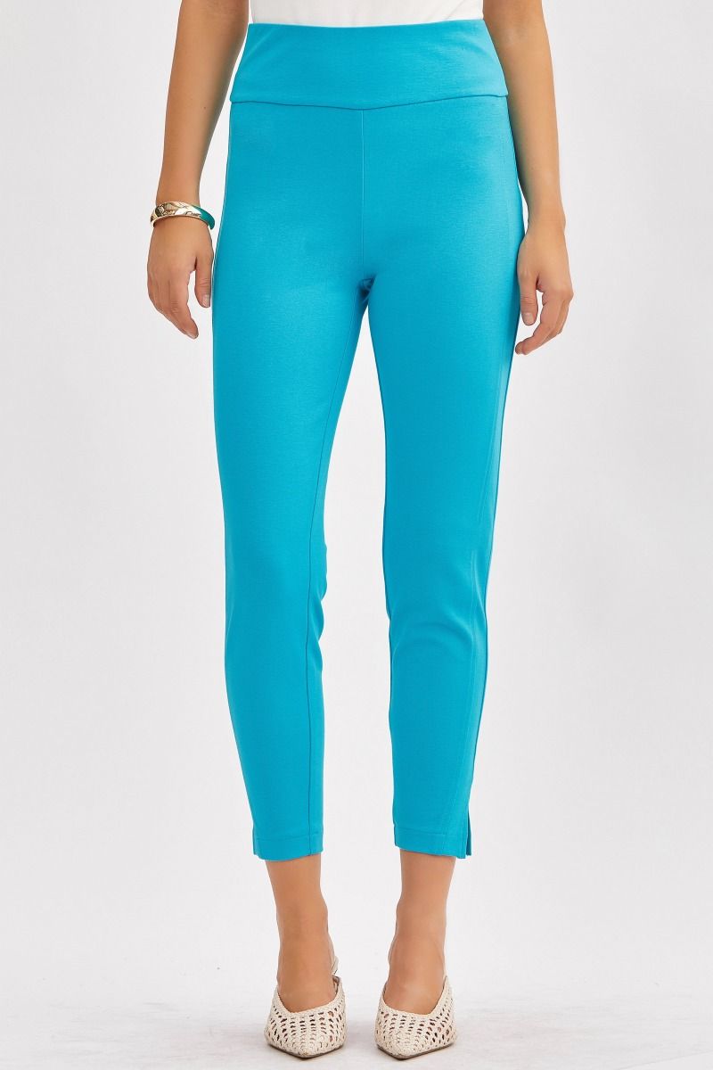 Pantalones ajustados cortos mágicos de Scarlett
