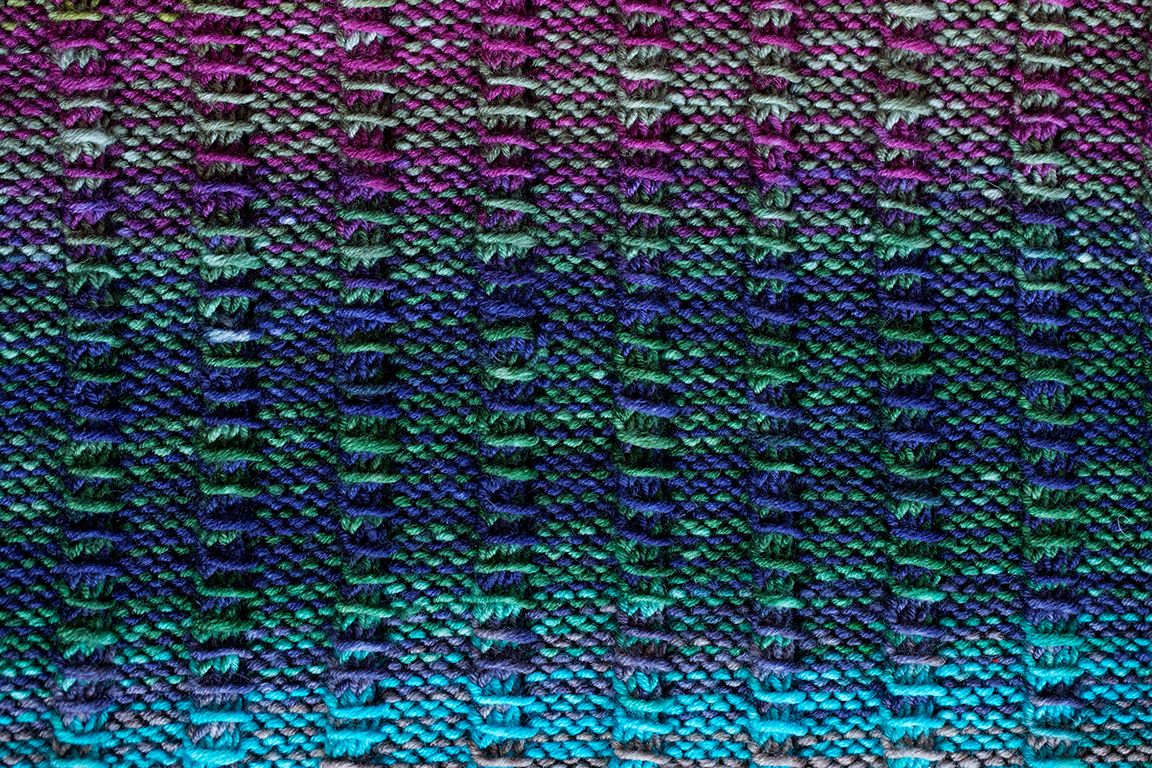 Urth Yarns Uneek DK