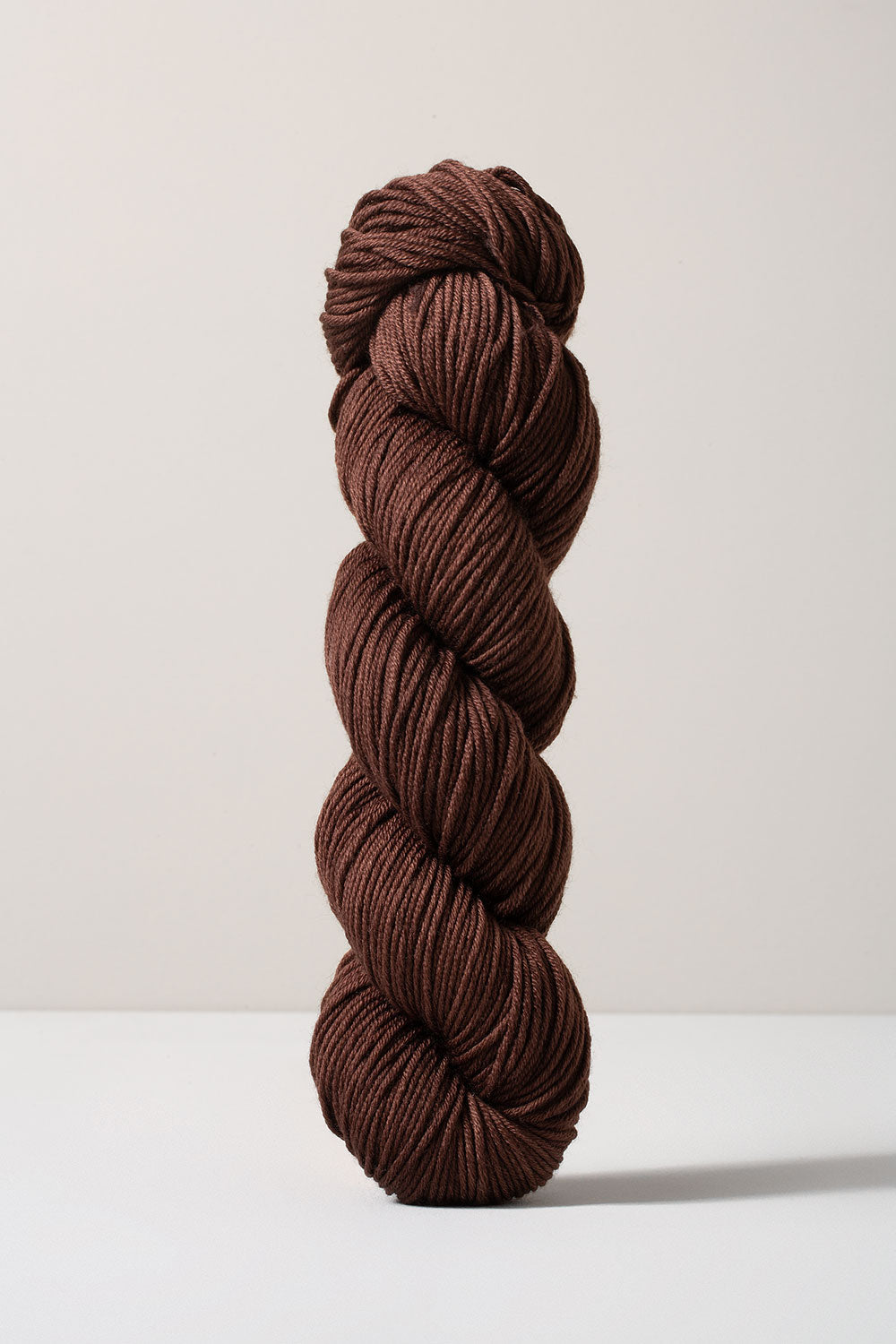 Urth Yarns 16 Worsted RESERVA ANTICIPADA 