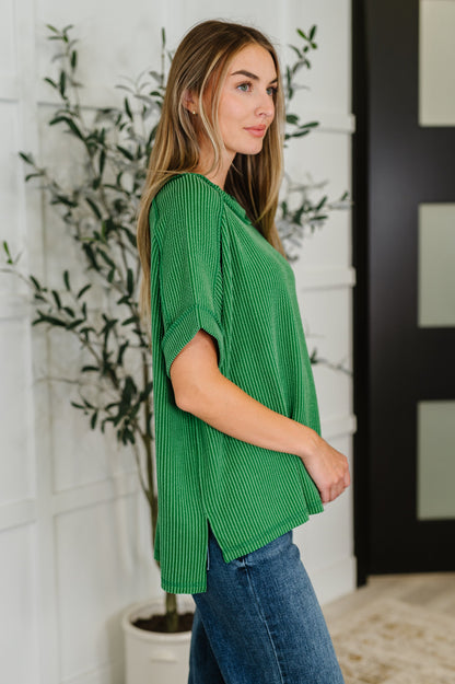 Top de punto acanalado Catch Me Loungin' en verde oscuro