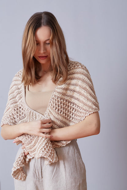 Kumru Shawl Kit in Urth Galatea & Monokrom Cotton