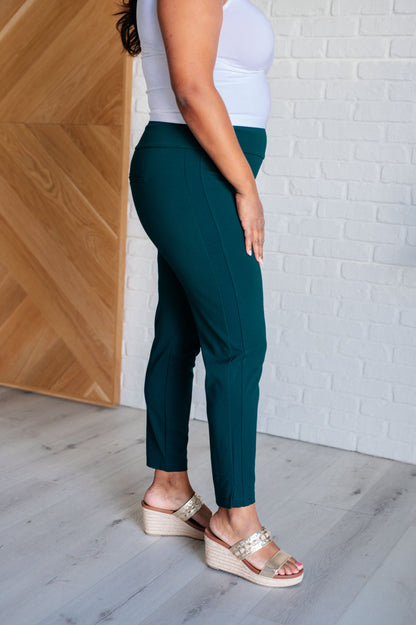 Pantalones pitillo tobilleros Magic en verde cazador
