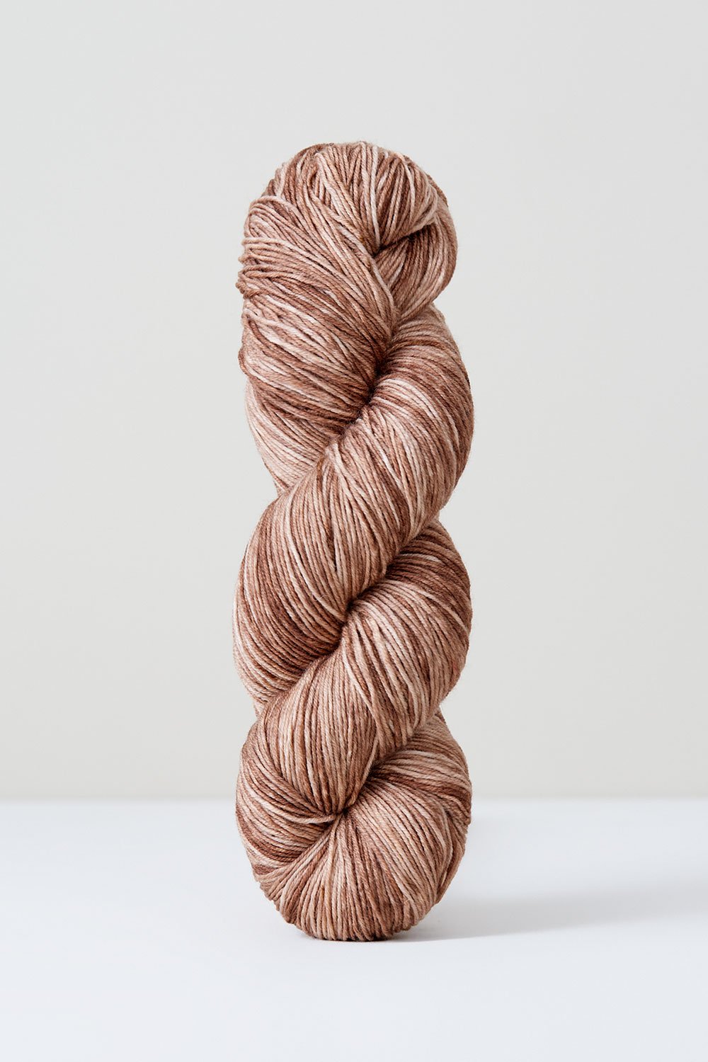 Urth Yarns Monokrom Fingering