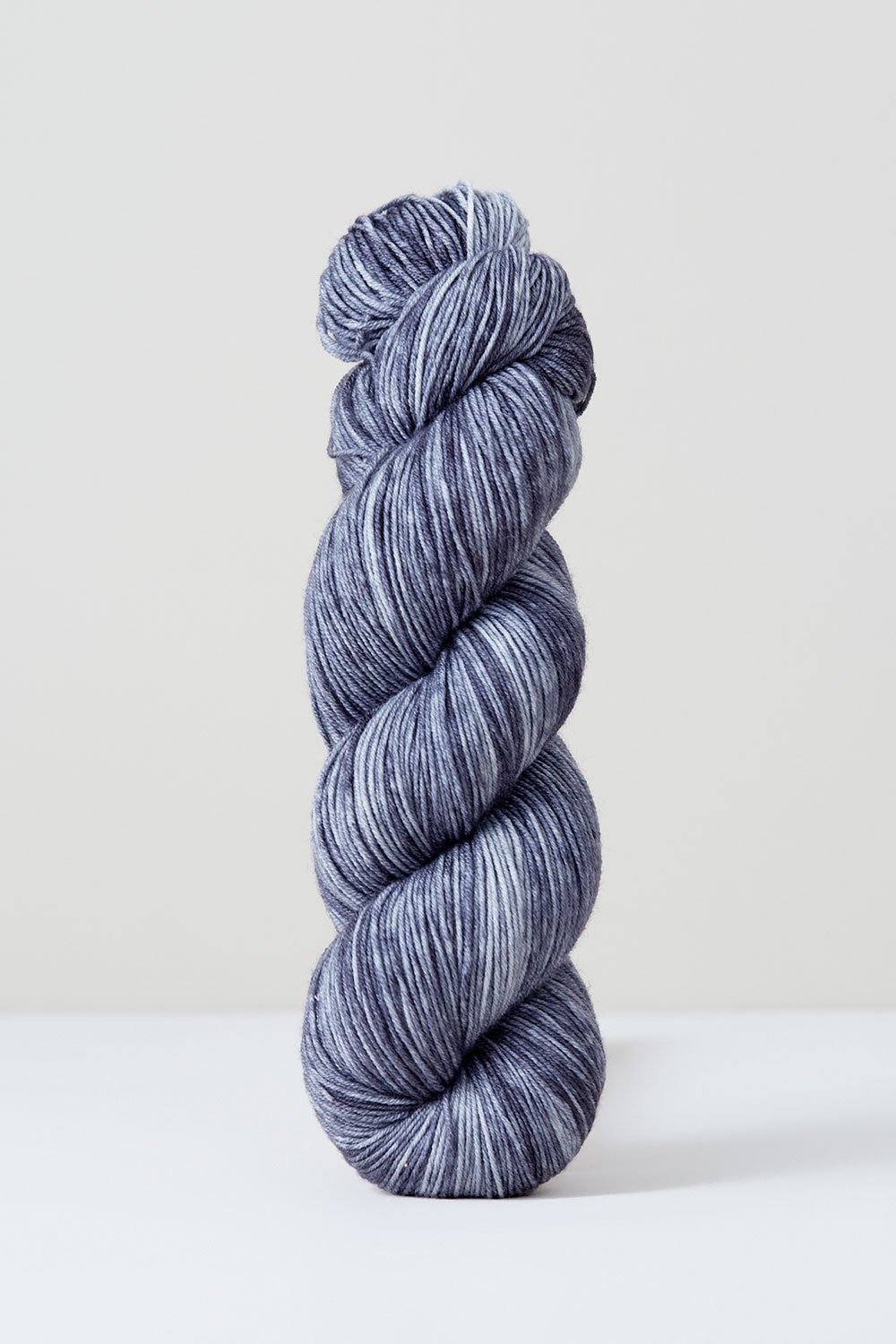 Urth Yarns Monokrom Fingering