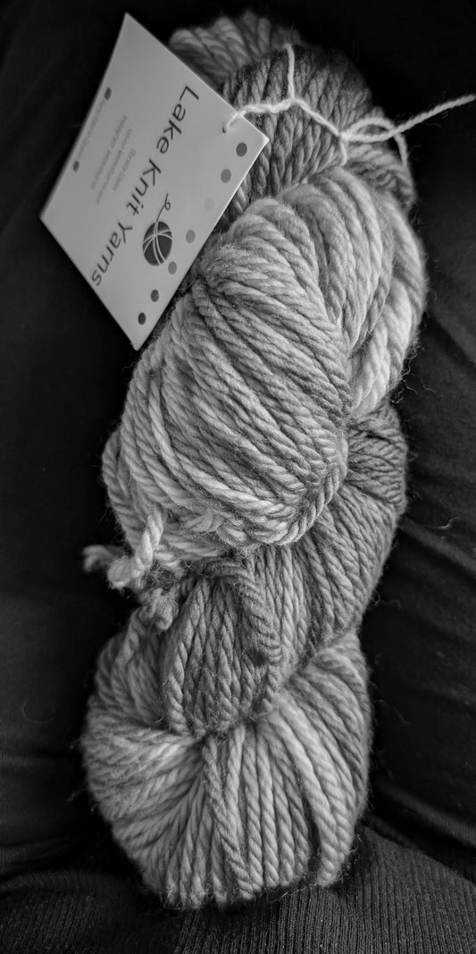 Hilos de punto Lake Knit Yarns Boulder Chunky Mystery Skein