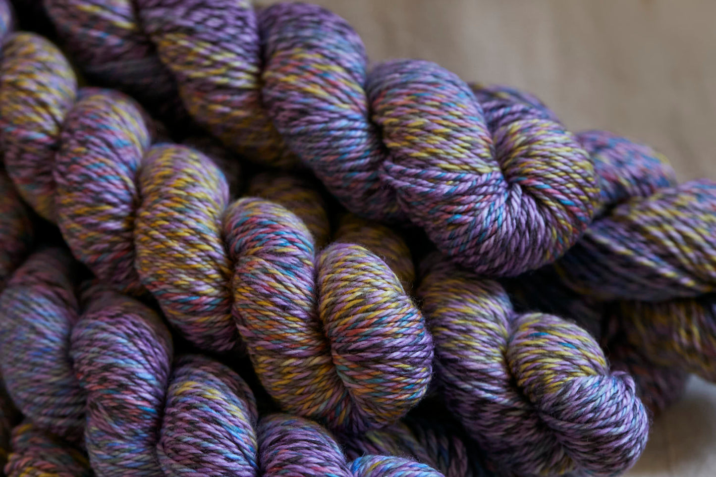 Urth Yarns Spiral Grain Light Worsted PREORDER