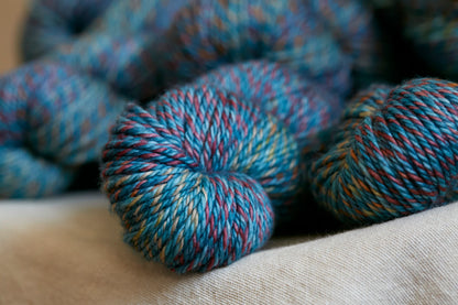 Urth Yarns Spiral Grain Light Worsted PREORDER