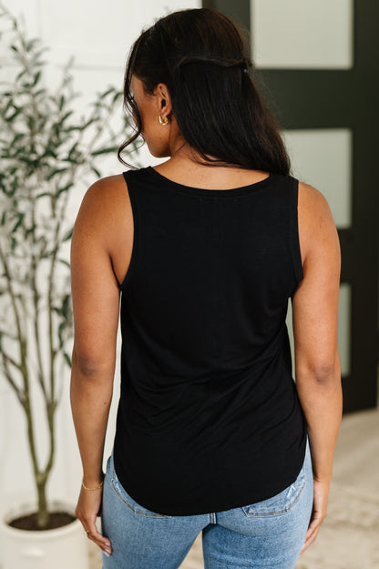 Camiseta básica de cuello en V Simpler Times en negro