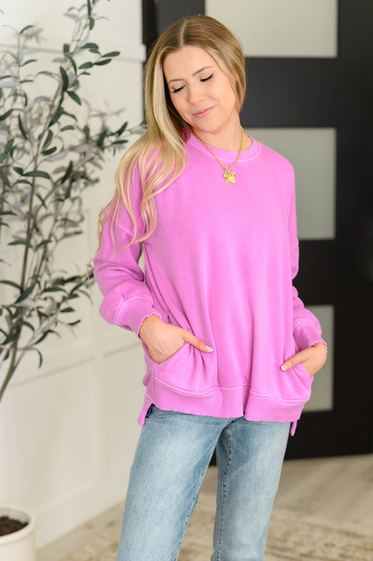 Jersey Talk Cozy to Me con dobladillo escalonado en malva brillante