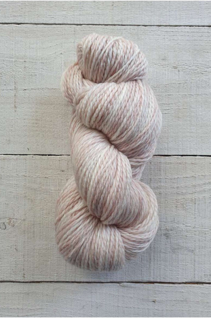 Photo of a skein of Manos del Uruguay Marla in colour Panna