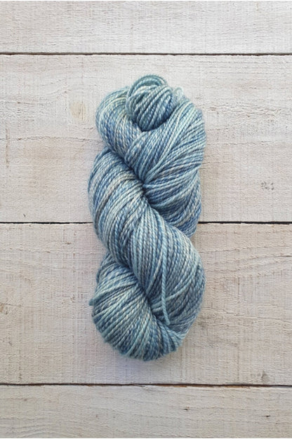 Photo of a skein of Manos del Uruguay Marla in colour Nube