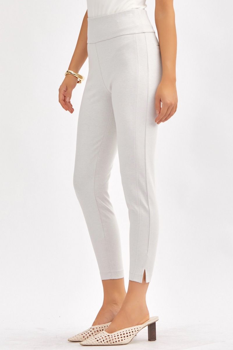 Pantalones ajustados cortos mágicos de Scarlett