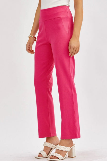 Queridos pantalones rectos mágicos de Scarlett