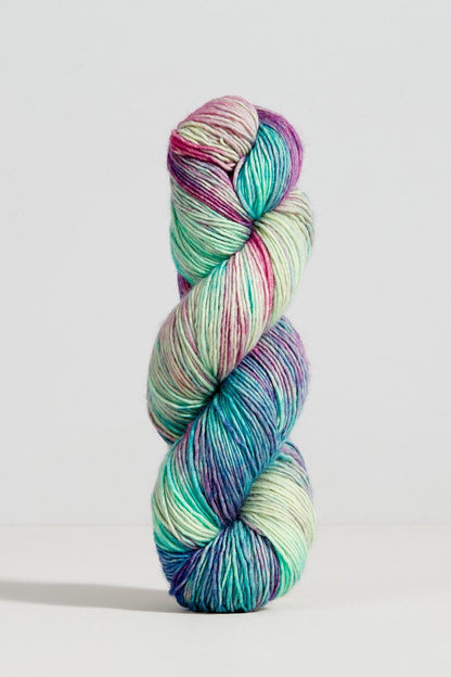 Photo of Gusto Wool Olio yarn in colour 2302